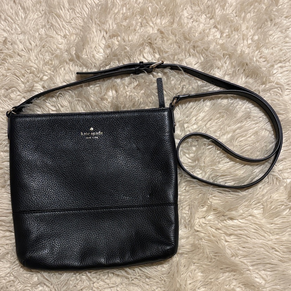 Black Kate Spade ♠️
